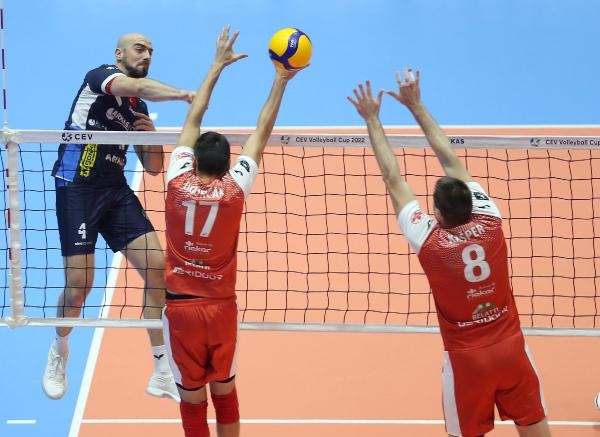 Arkasspor – Rieker UJS Komarno: 3-0