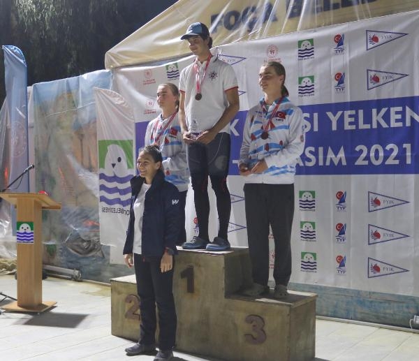 Foça'da 160 yelkenci yarıştı
