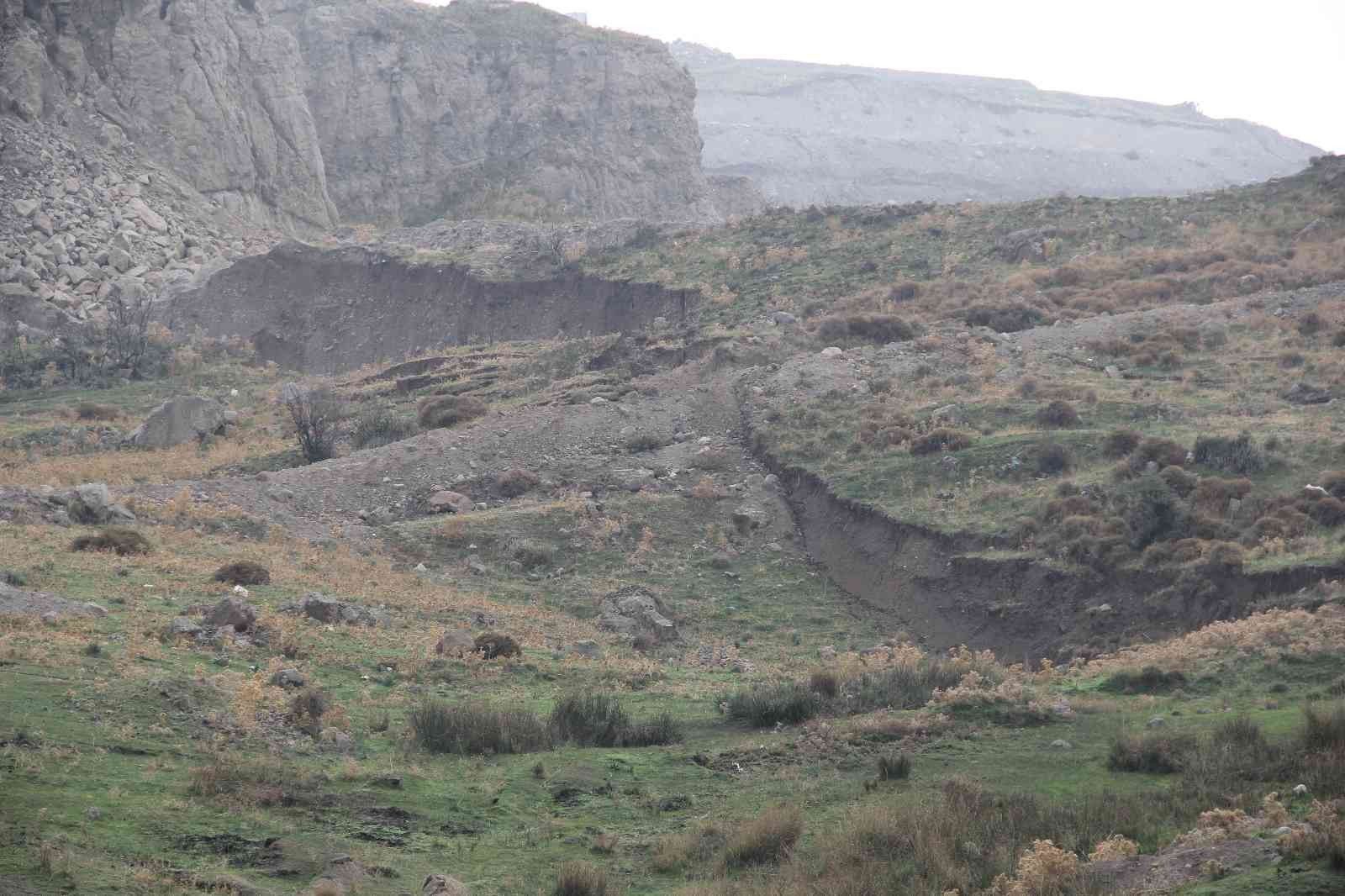 "Harmandalı pimi çekilmiş bombadır"