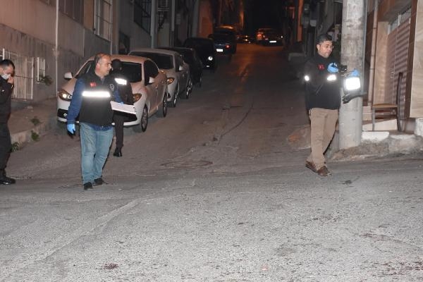 İzmir'de bıçaklı kavgaya dönüşen tartışmada 1 ölü, 5 yaralı 
