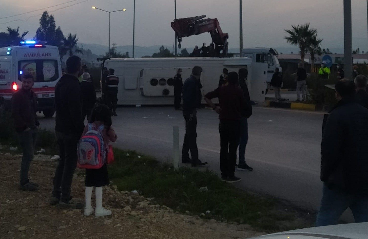 İzmir'de işçi servisleri çarpıştı: 5'i ağır 45 yaralı