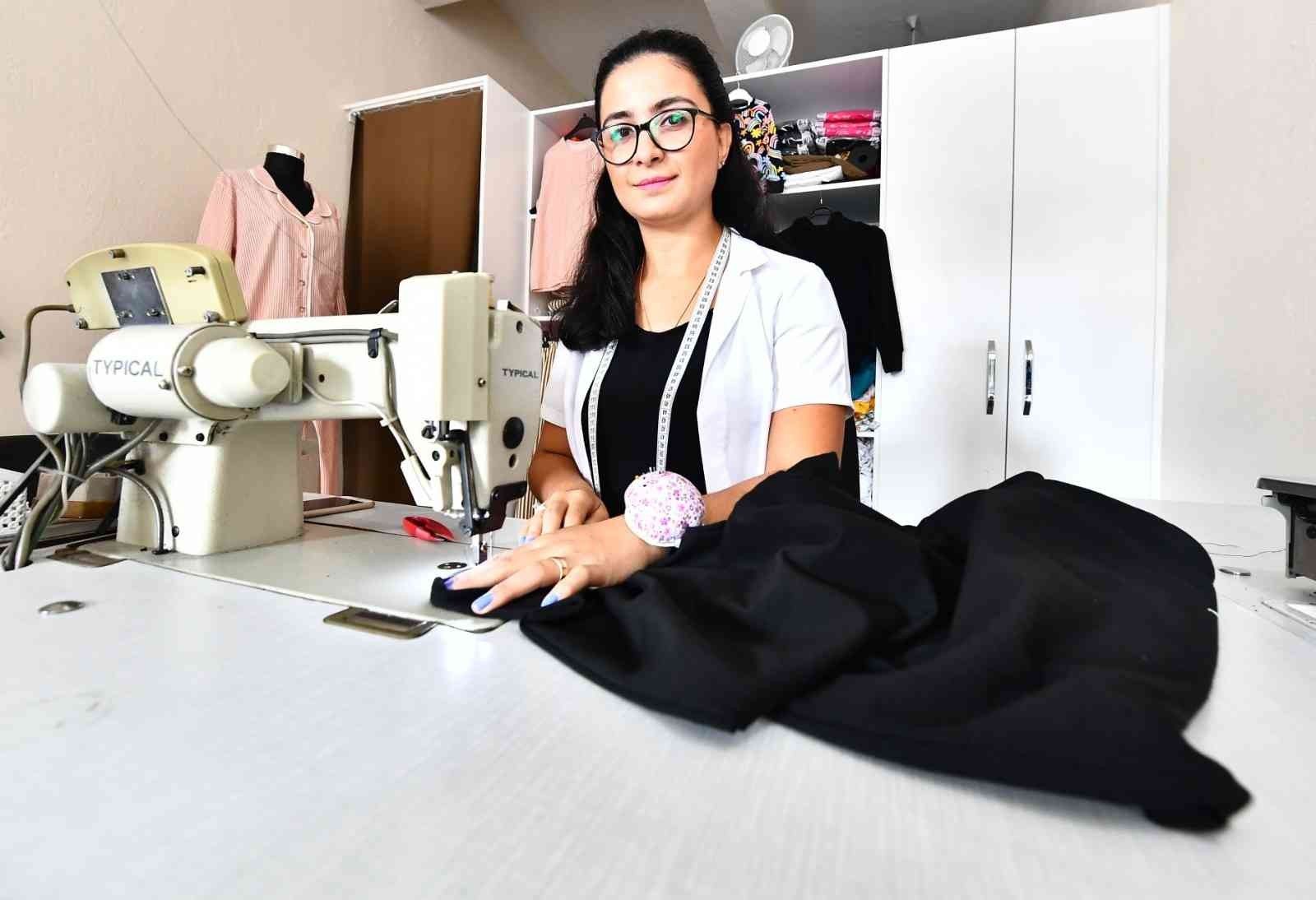 Meslek fabrikası sayesinde üç kadın daha hayalini gerçekleştirdi