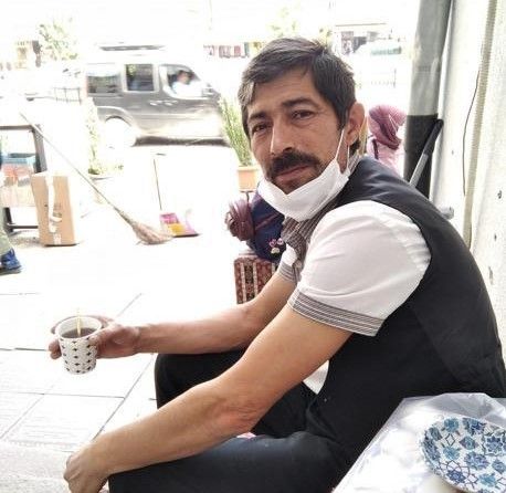 Ölüm yağan otomobilden 1 yaşındaki bebek kurtuldu