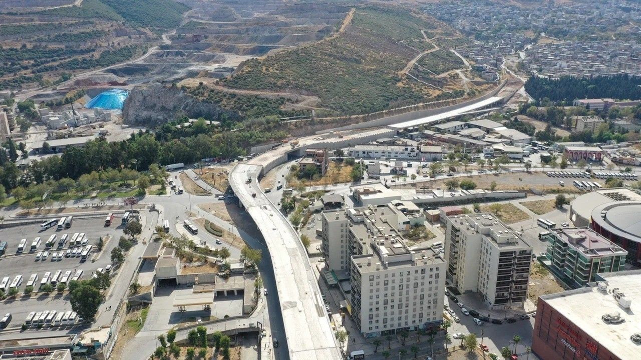 "Yeni yılda İzmir trafiği nefes alacak"