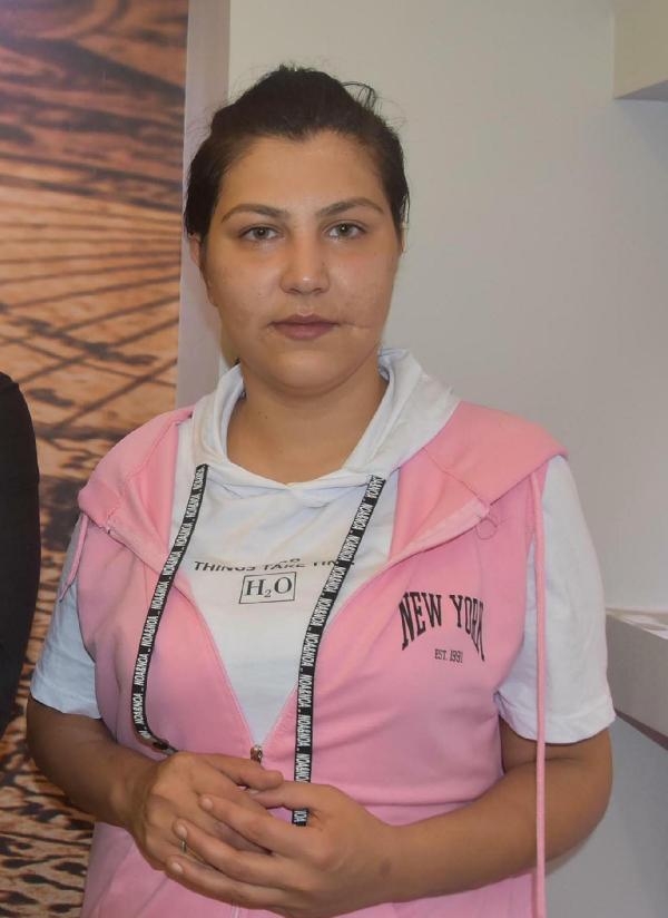 Bir kadın kendini 104 kez bıçaklayabilir mi?
