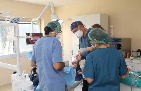 Diş tedavisinde yüzde 100'e yakın başarı