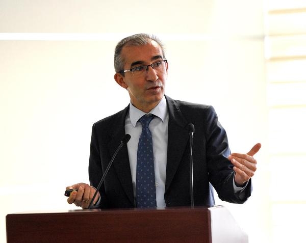 Emre Barajı'nda gövde dolgusuna başlandı
