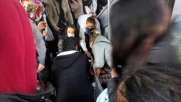 Fenalaşan yolcuyu hastaneye yetiştirdi
