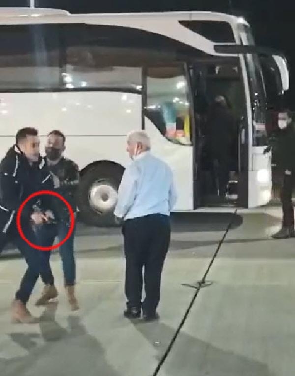Havaya ateş açan polis memuru açığa alındı