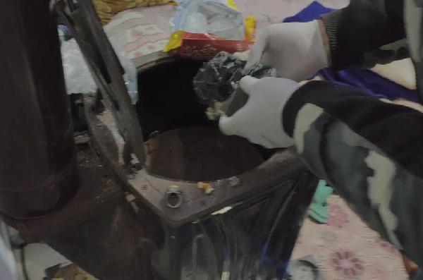 İzmir'de sokakta uyuşturucu satışına 7 tutuklama