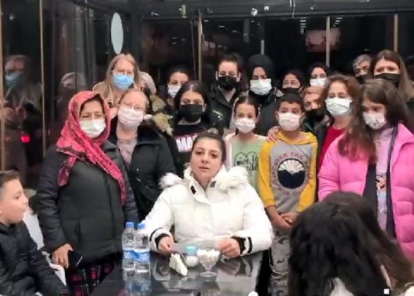 İzmir'de velilerden açıklama: Öğretmene iftira