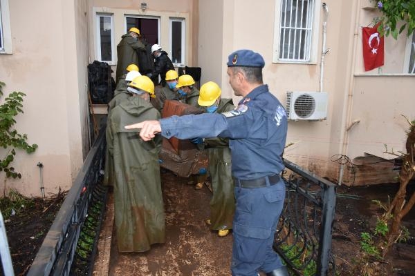 Marmaris'te askerler seferber oldu