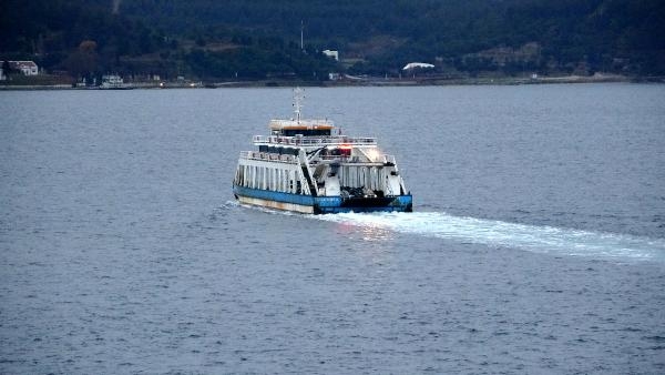 Olumsuz hava koşulları yine feribot seferlerini iptal ettirdi
