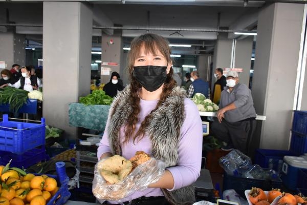Sofraların lezzeti çıntar mantarı çıkar çıkmaz tükendi