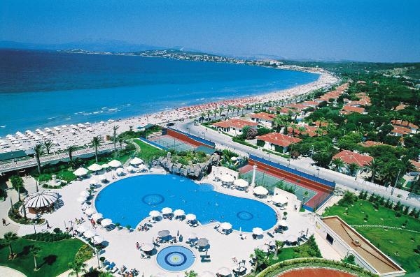 Yılbaşı bereketi; Çeşme'de oteller yüzde 100 doldu