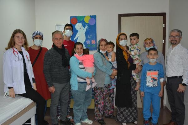 5 çocuğun kalbindeki delikler ameliyatsız kapatıldı