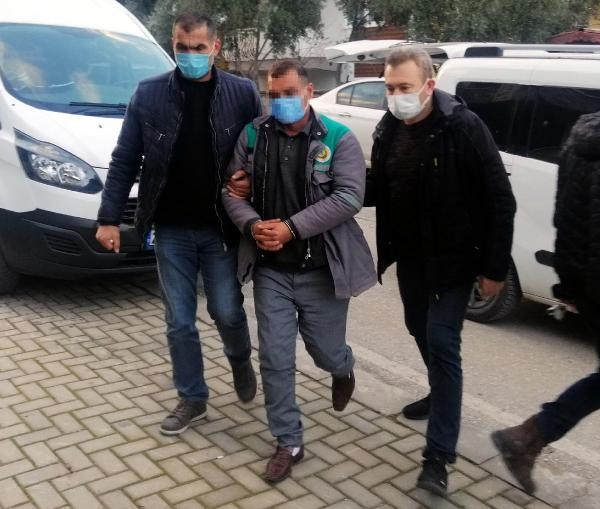 İnternetten bomba yapıp, eşinin sevgilisinin aracına yerleştirmiş