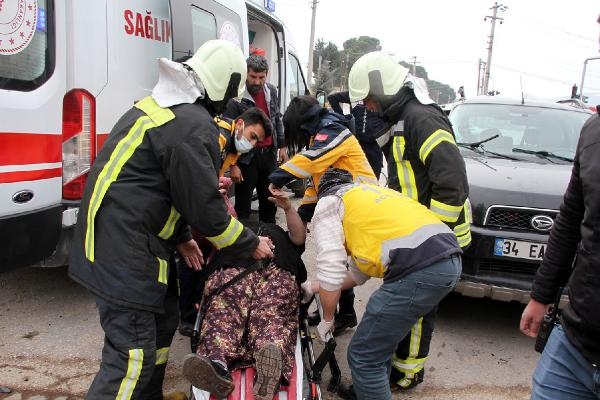 Manisa'da cenaze dönüşü kaza: 3 yaralı, 1 ölü