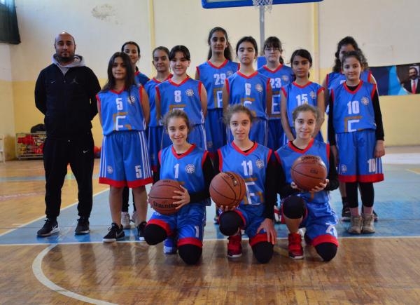 Torbalılı üçüz basketbolcuların hedefi milli takım