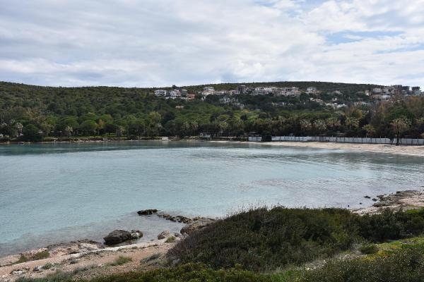 Çeşme'de o arsaların vasiyete rağmen satışa çıkarılmasına tepki