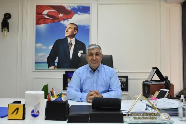 Ege'de hava şartları nedeniyle balıkçılar, iskelelere demirledi