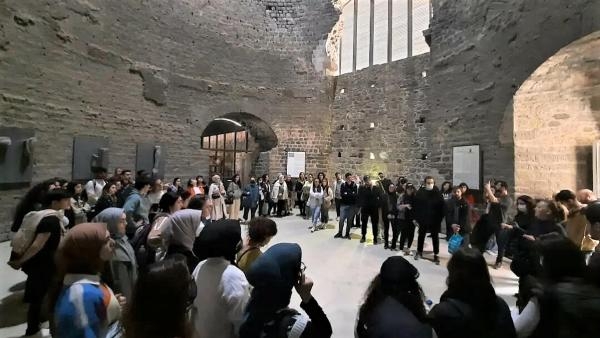 Bergama'da 'Kültürel Miras Farkındalık Çalışmaları' okullarda sürüyor