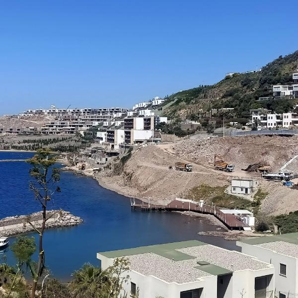 Bodrum'da hazine arazisine kaçak yol