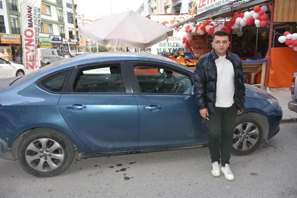 Otomobilinde uyudu, telefon ve altınları çalındı