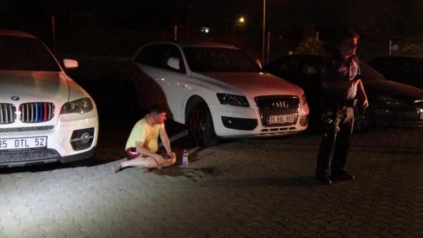 Gaziemir'de yangın! Galeri'deki lüks araçlar yandı