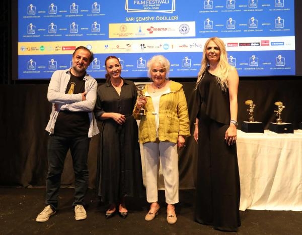 'Sarı Şemsiye' ödülleri sahiplerini buldu