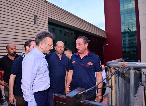 Bodrum katını su basan hastanede bazı hastalar sevkedildi