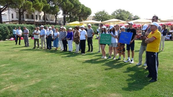 Çanakkale'de halk plajına mavi bayrak asıldı