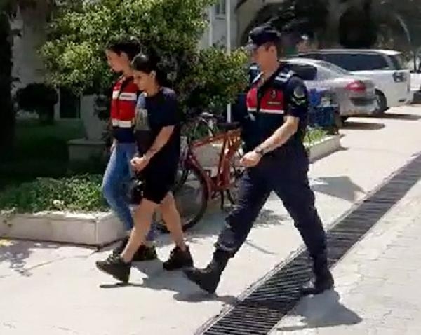 Dolandırıcı, altın dişiyle yakayı ele verdi