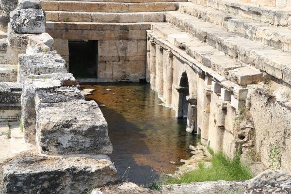 Gizemi çözülen 'Hades'in Cehennem Kapısı, ziyarete açıldı