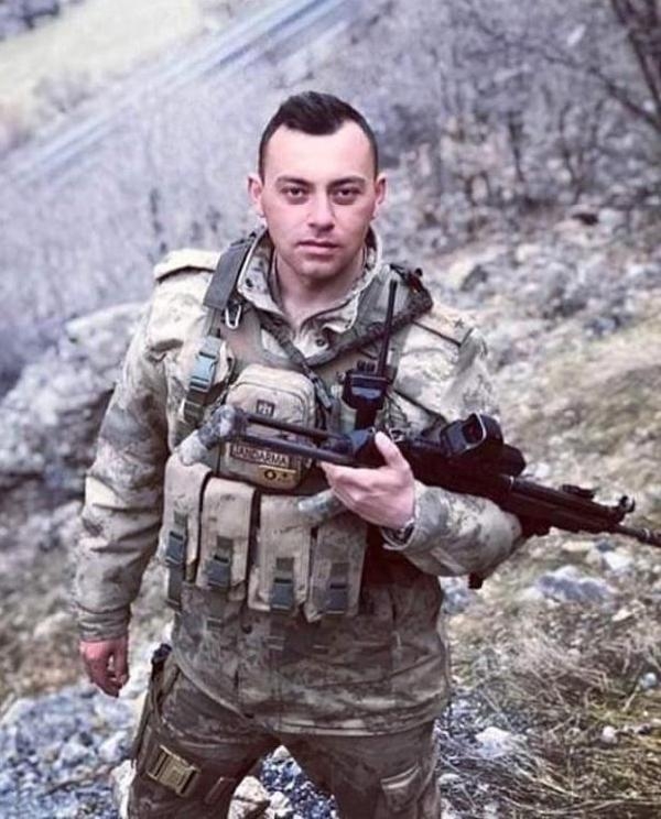 İzmir'de üst geçide Şehit Teğmen Dolunay'ın ismi verildi