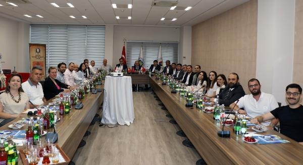 Manisa TSO'da Kırgızistan'a yatırım imkanları konuşuldu