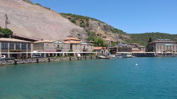 Kaya ıslahı tamamlandı, Assos Antik Limanı açıldı