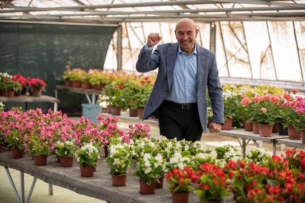 Urla Bademler'in çiçekleri Hollanda Borsası'nda
