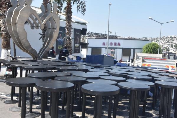 Bodrum'da kaçak ve ruhsatsız olan eğlence mekanı yıkılıyor