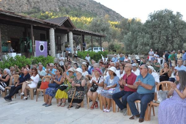 Datça'da başarılı isimlere 'Yaşam Boyu Onur Ödülleri' verildi
