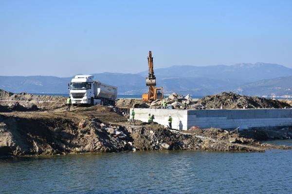 Efes Antik Kanal için 870 fore kazık çakıldı