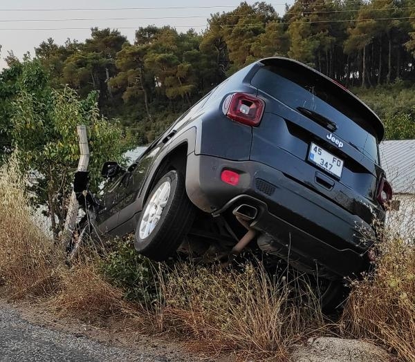 Turgutlu'da ciple otomobil çarpıştı: 5 yaralı