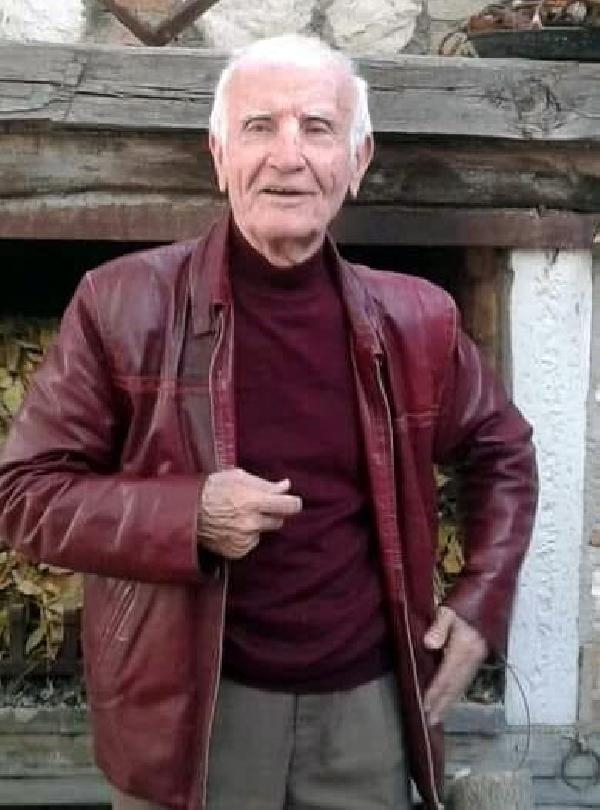 Yeşilçam oyuncusu Rıza Pekkutsal, İzmir'de toprağa verildi