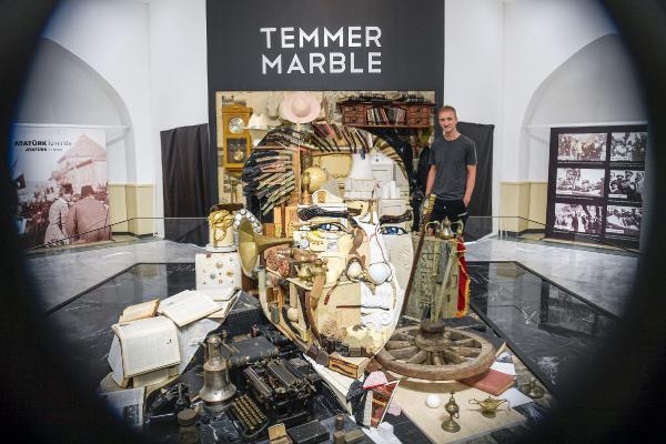 Atatürk Anamorfozu İzmir'de ziyaretçilerle buluştu