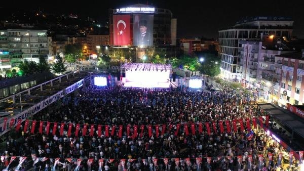 Aydın'ın düşman işgalinden kurtuluşu 'Anadolu Ateşi'nin gösterisiyle kutlandı