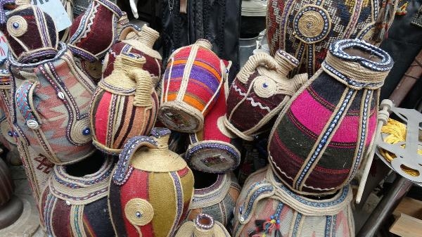 Başkaları çöpe atıyor, o ekonomiye kazandırıyor