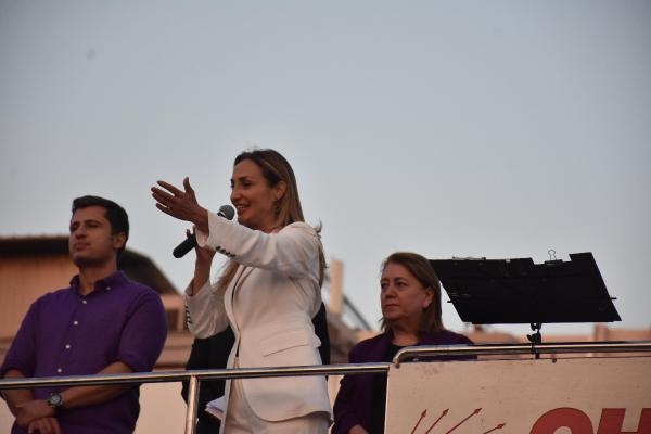 CHP'li Nazlıaka kadına yönelik ayrımcılık ve şiddete dikkat çekti; Kırmızı kart gösteriyoruz