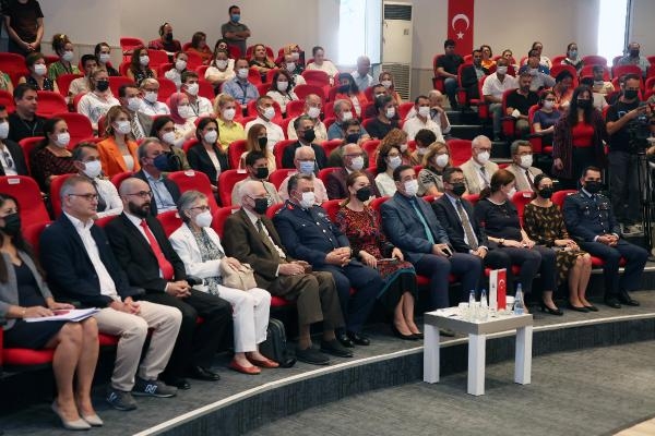Dokuz Eylül Üniversitesi'nden 'Kurtuluşa Giden Yol ve Sonrası' paneli