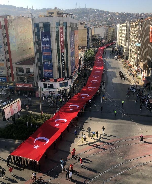 İzmir'de kurtuluşun 100'üncü yılı! Büyük coşku