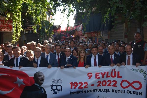 İzmir'de kurtuluşun 100'üncü yılı! Büyük coşku